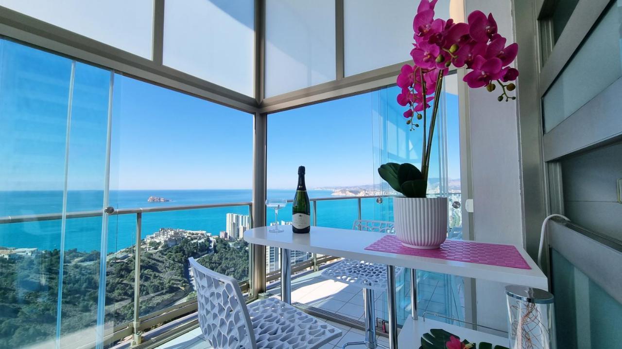 Slyline 40 Lujoso Apartamento De 1 Dormitorio - Muy Soleado Μπένιντορμ Εξωτερικό φωτογραφία