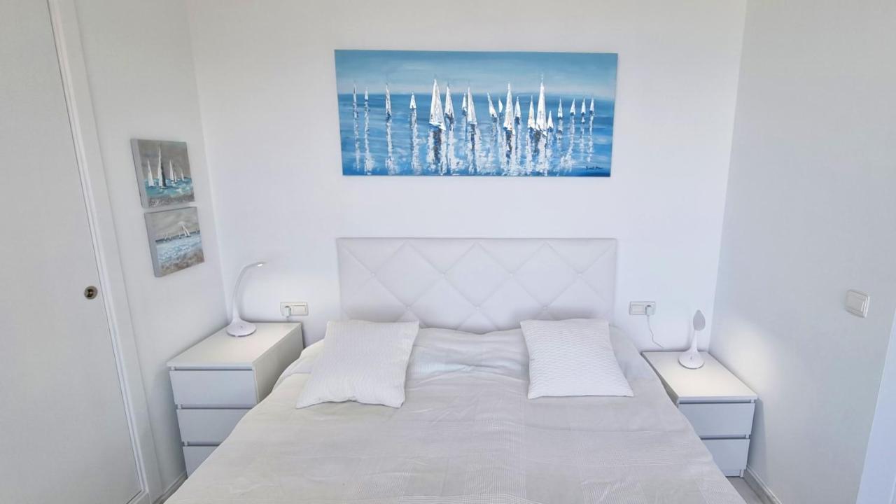Slyline 40 Lujoso Apartamento De 1 Dormitorio - Muy Soleado Μπένιντορμ Εξωτερικό φωτογραφία