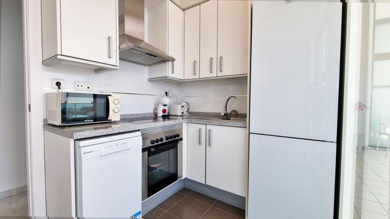 Slyline 40 Lujoso Apartamento De 1 Dormitorio - Muy Soleado Μπένιντορμ Εξωτερικό φωτογραφία