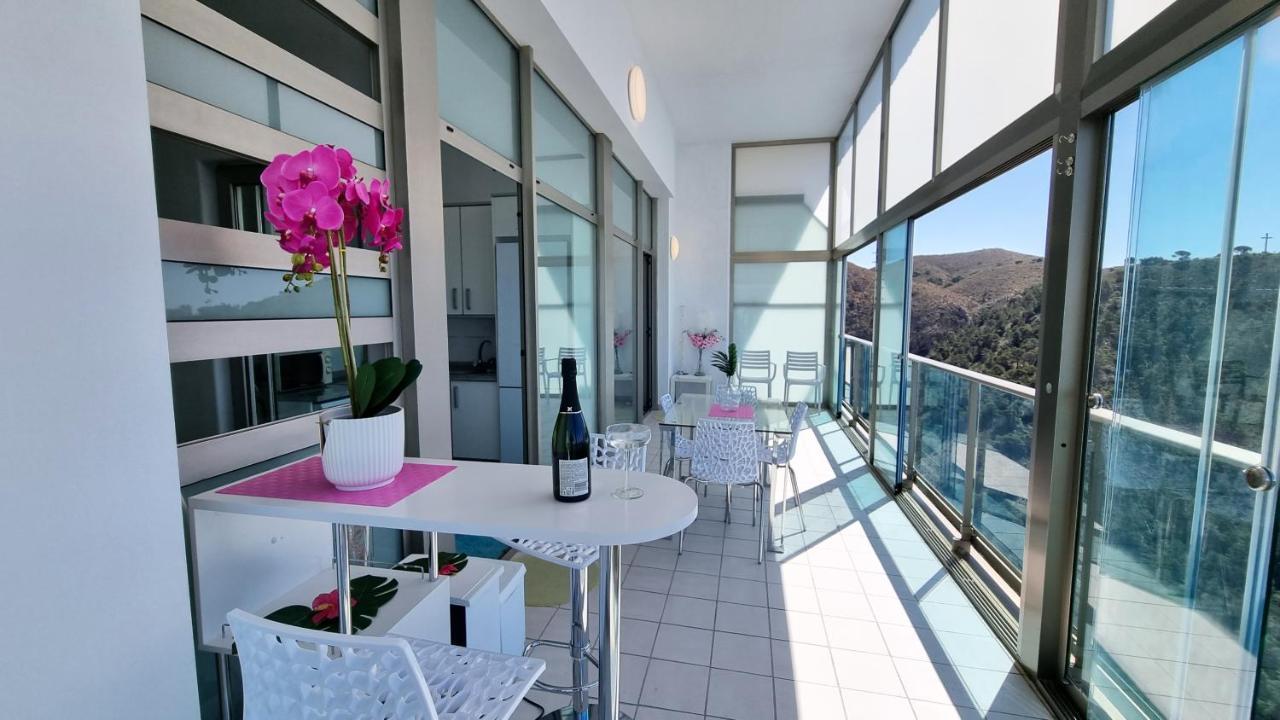 Slyline 40 Lujoso Apartamento De 1 Dormitorio - Muy Soleado Μπένιντορμ Εξωτερικό φωτογραφία